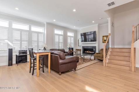 11 Valiant Court Middletown NJ 07748