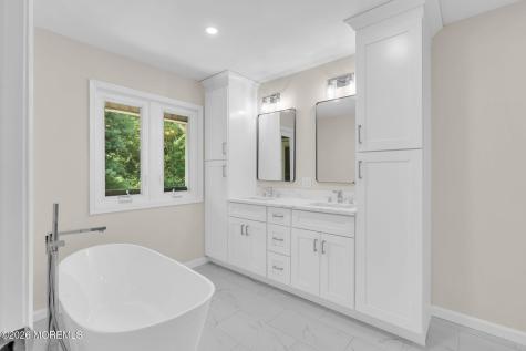 14 Mayfair Court Little Silver NJ 07739