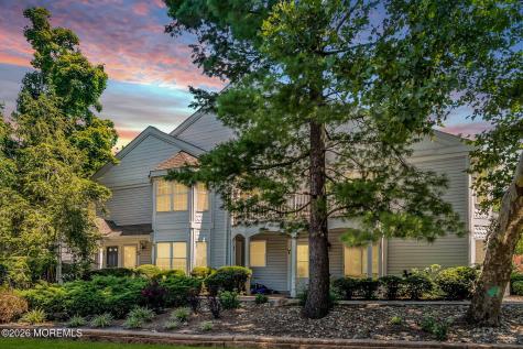 6 Tulip Lane Freehold NJ 07728