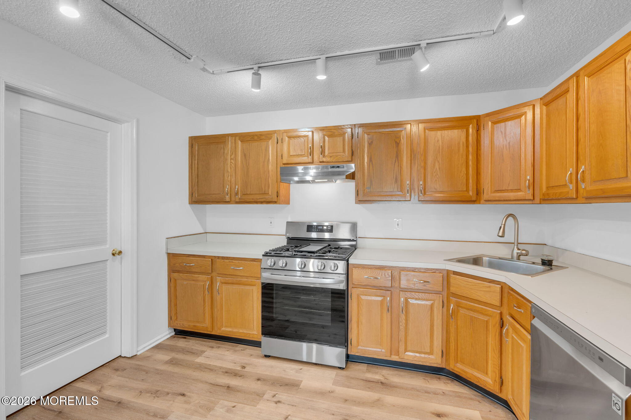 6 Tulip Lane Freehold NJ 07728