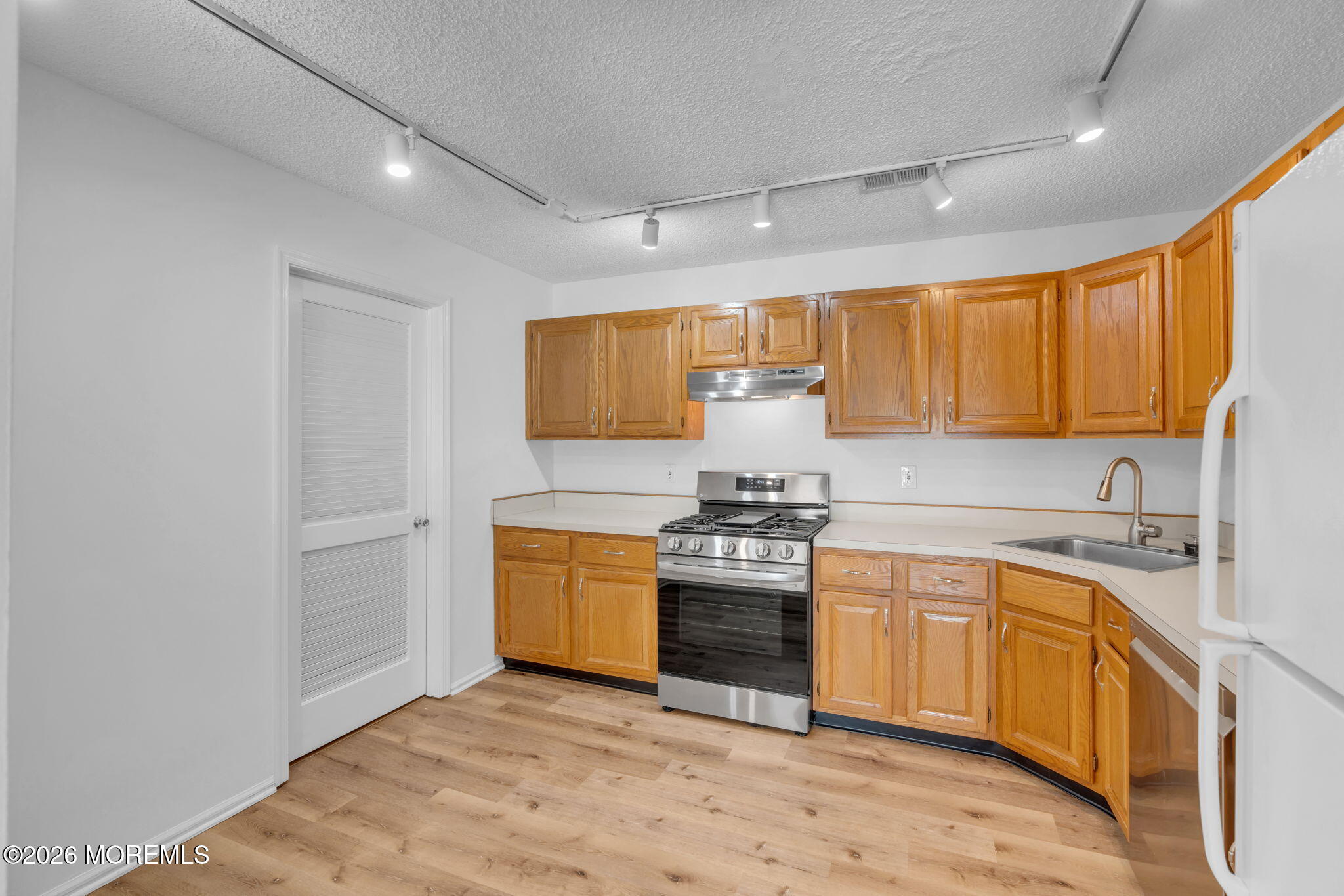 6 Tulip Lane Freehold NJ 07728