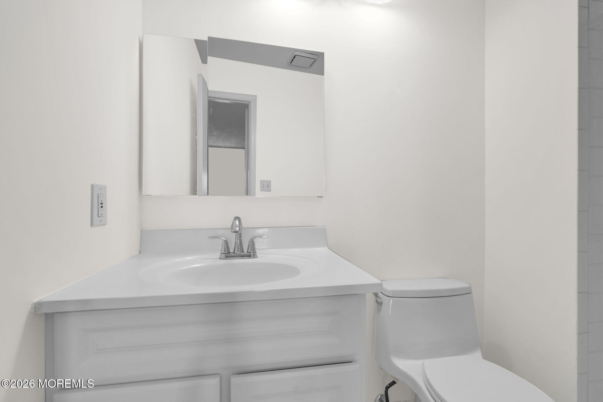 6 Tulip Lane Freehold NJ 07728