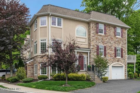 45 W Aspen Way Matawan NJ 07747