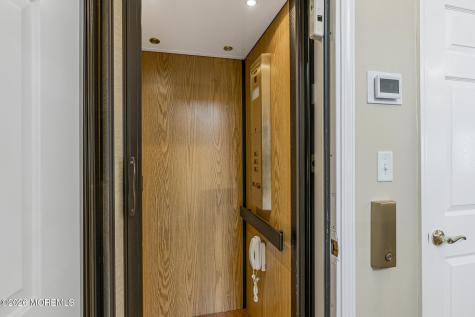 45 W Aspen Way Matawan NJ 07747