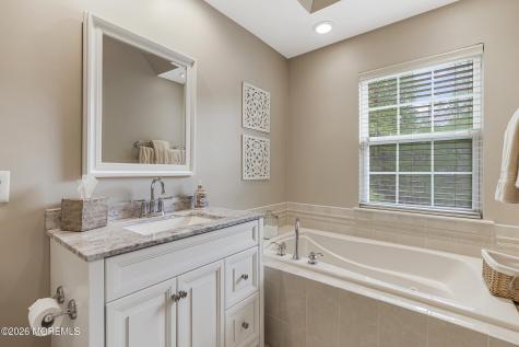45 W Aspen Way Matawan NJ 07747