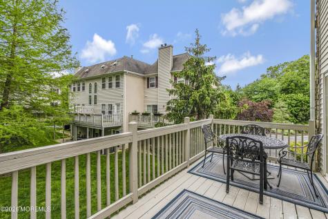 45 W Aspen Way Matawan NJ 07747