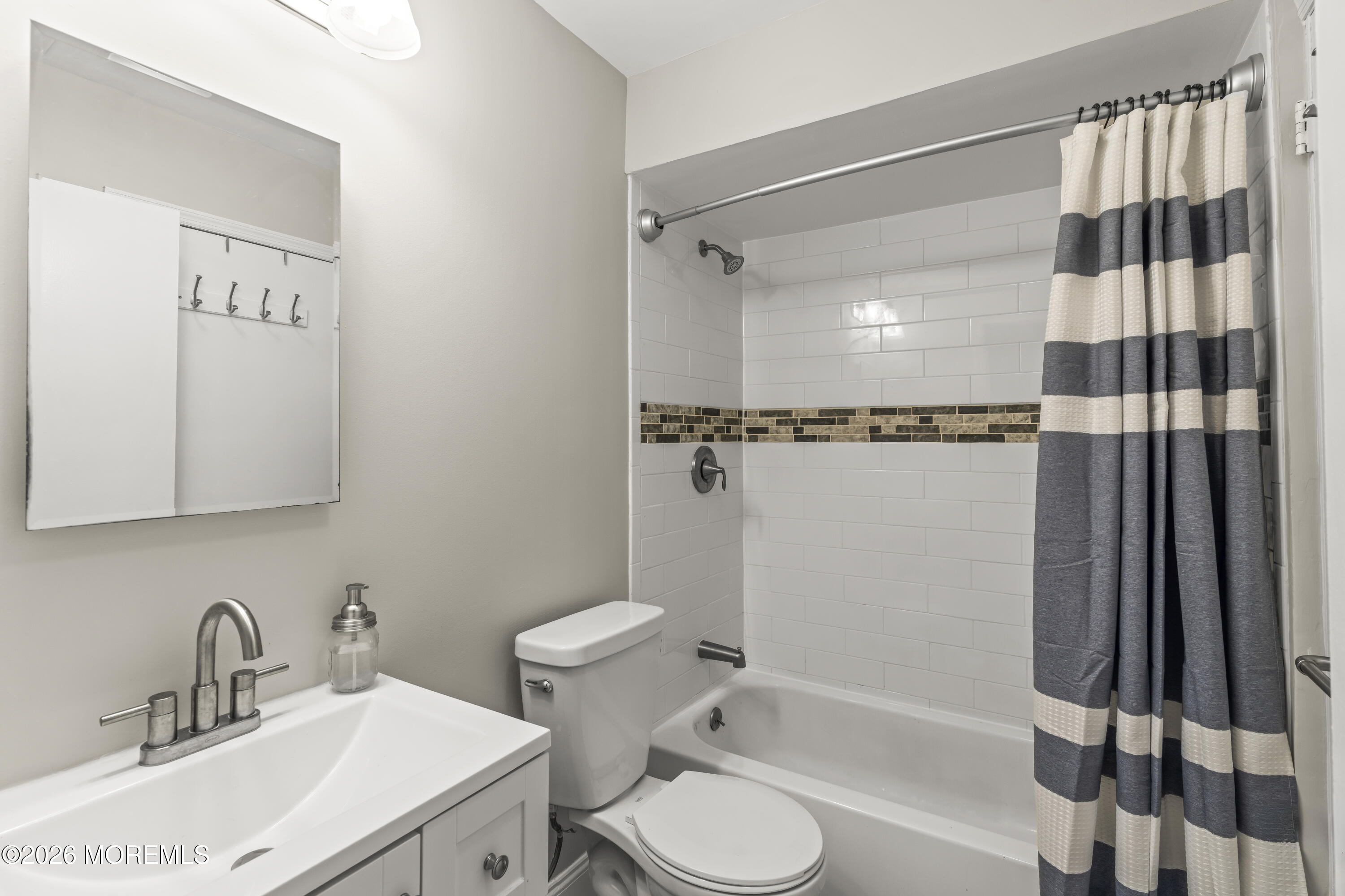 303 Wellington Place Aberdeen NJ 07747