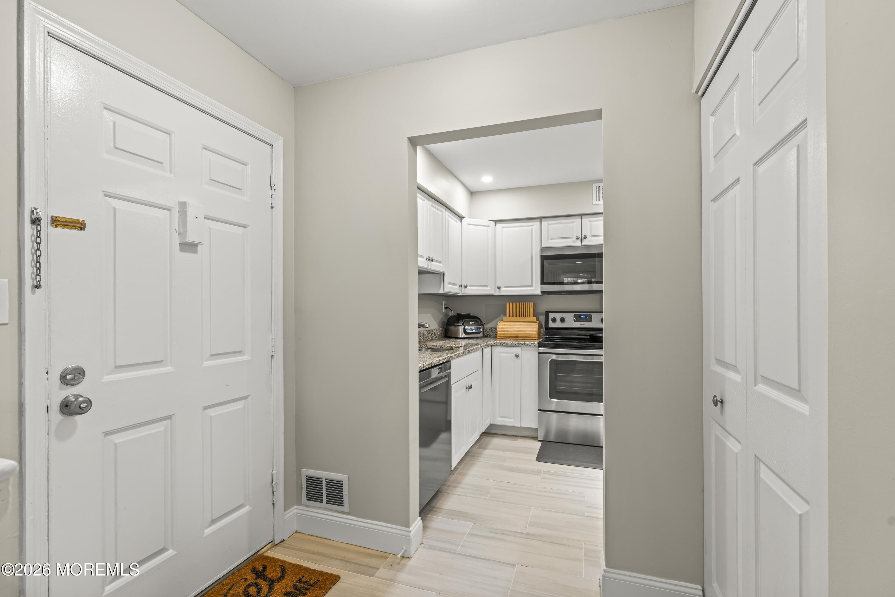 303 Wellington Place Aberdeen NJ 07747
