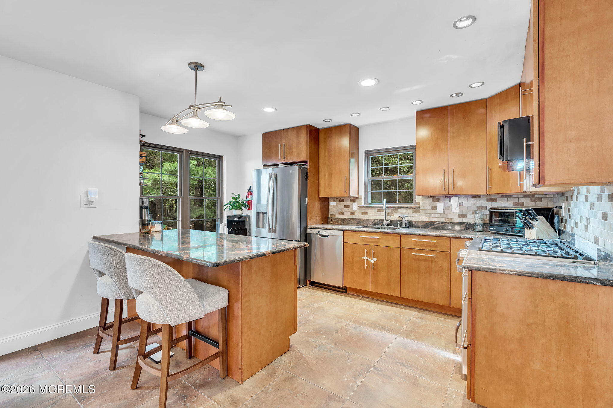 386 Oak Knoll Drive Englishtown NJ 07726