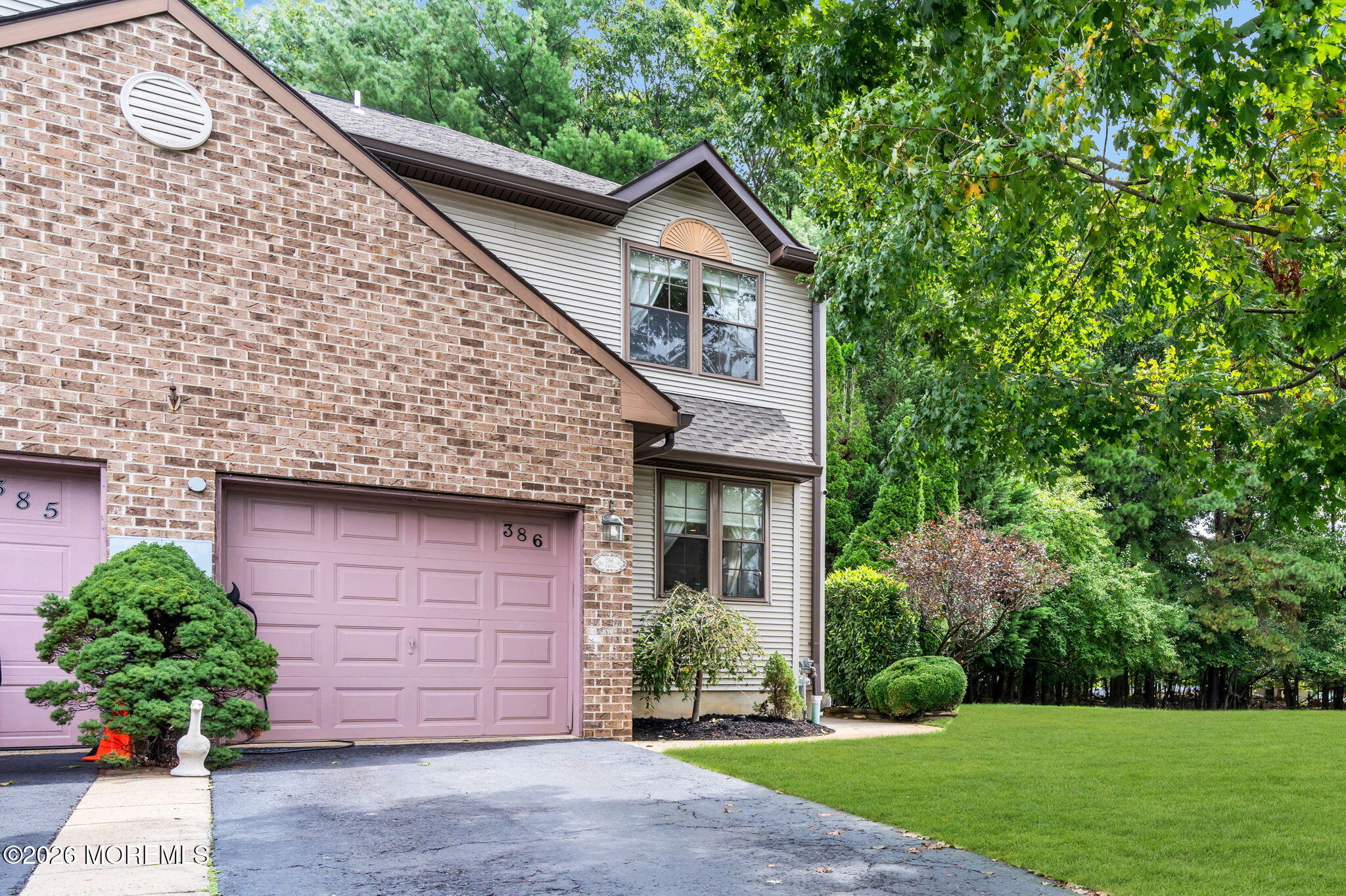 386 Oak Knoll Drive Englishtown NJ 07726