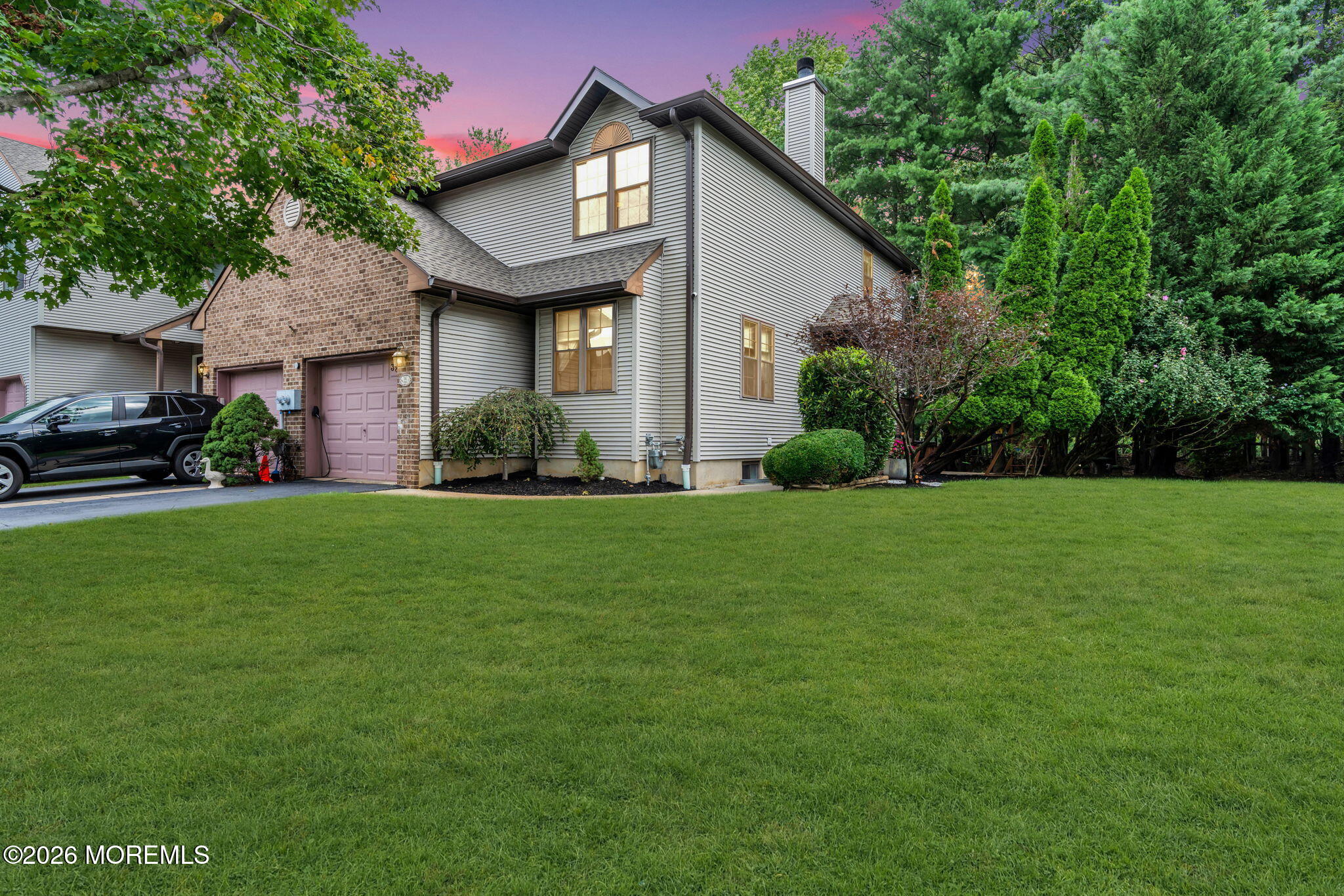 386 Oak Knoll Drive Englishtown NJ 07726