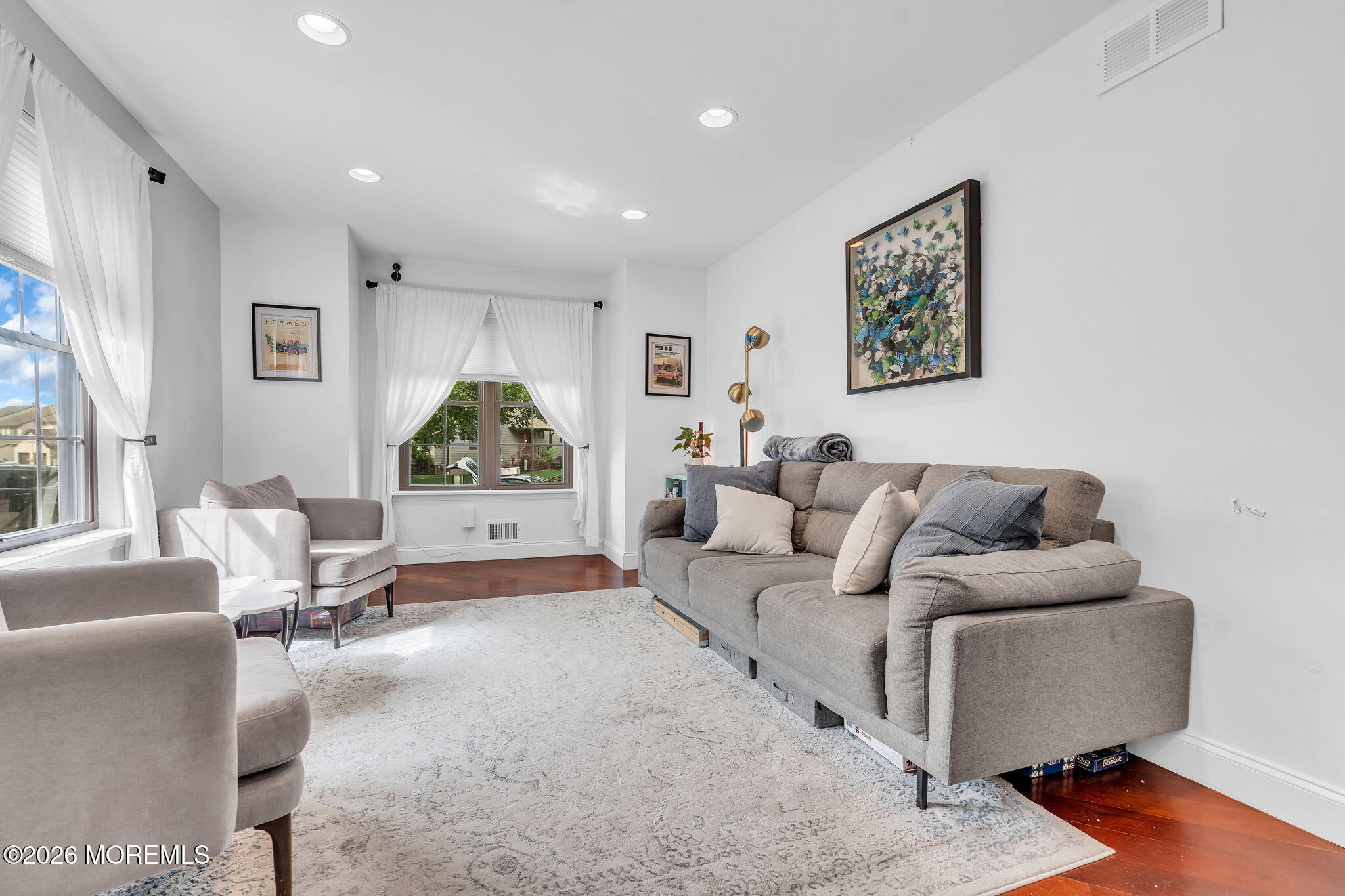 386 Oak Knoll Drive Englishtown NJ 07726