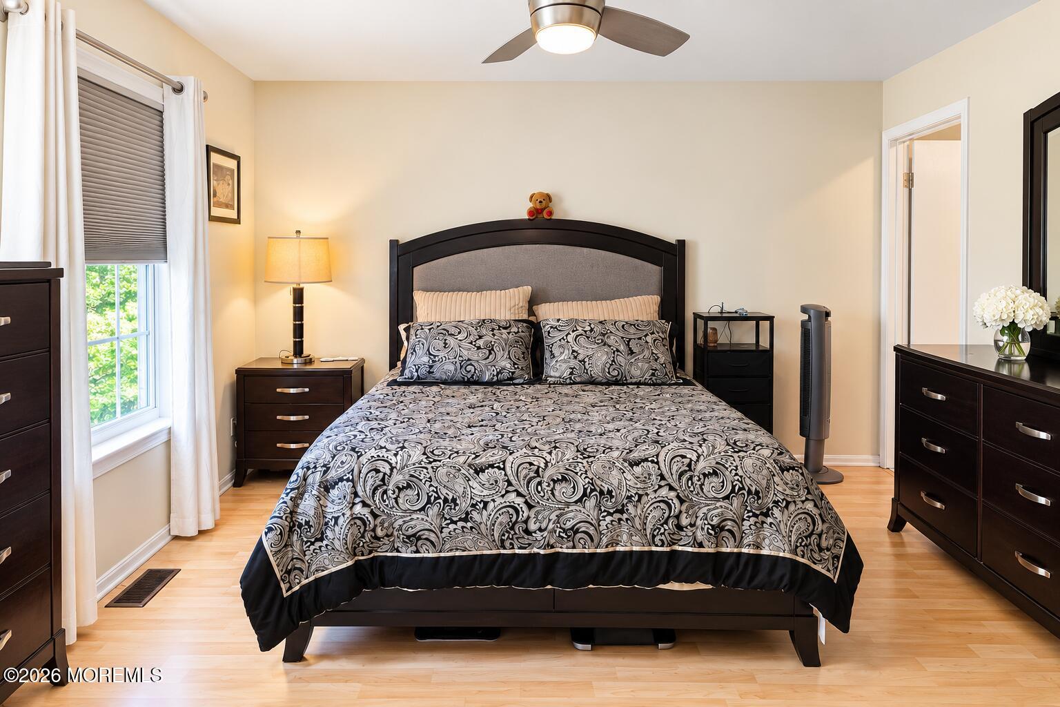 128 Dumbarton Hill Court Aberdeen NJ 07747