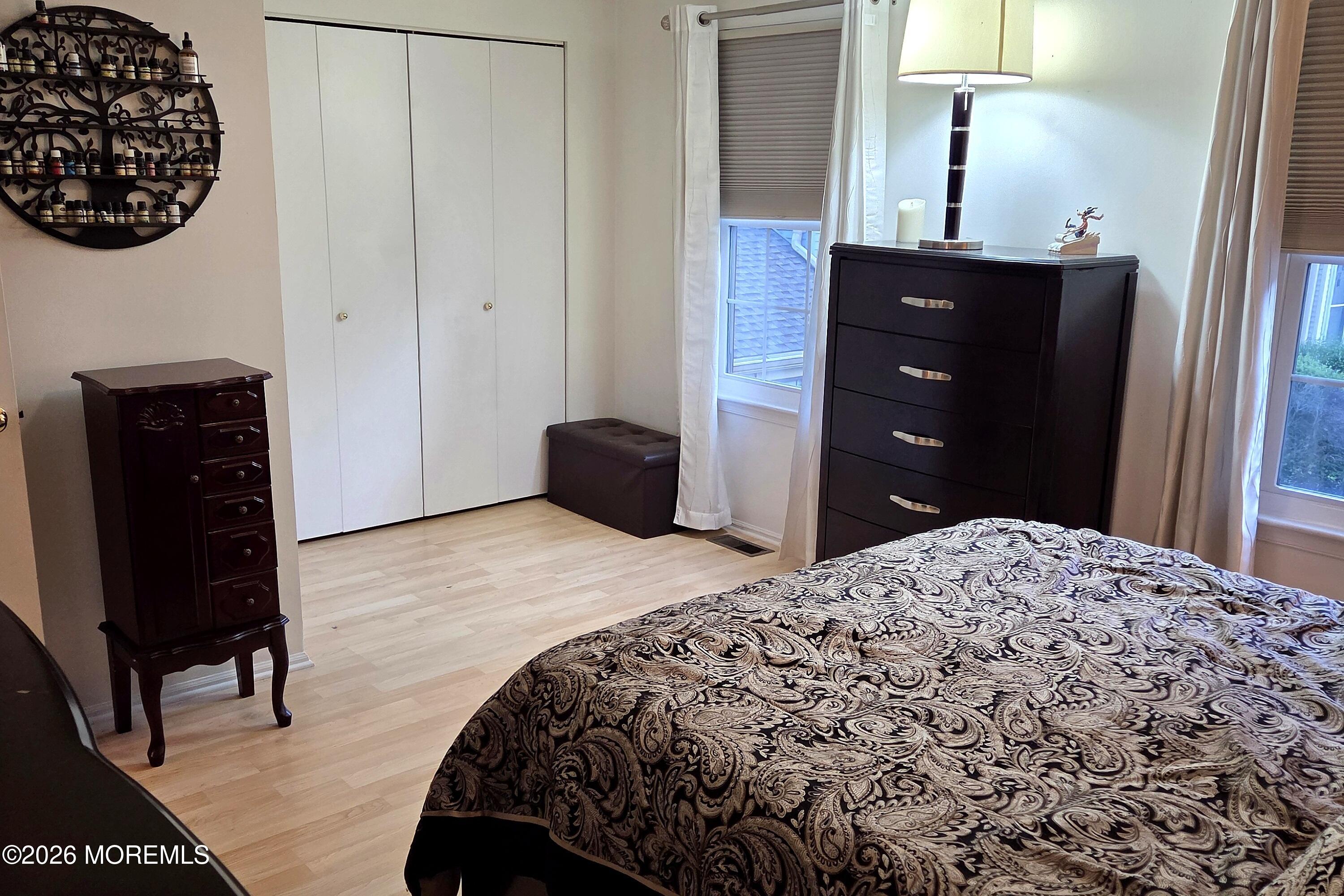 128 Dumbarton Hill Court Aberdeen NJ 07747