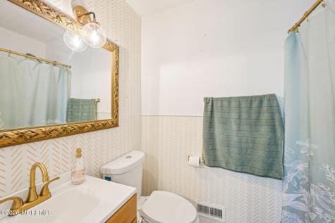 20 Greenwich Drive Galloway NJ 08205