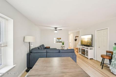 20 Greenwich Drive Galloway NJ 08205