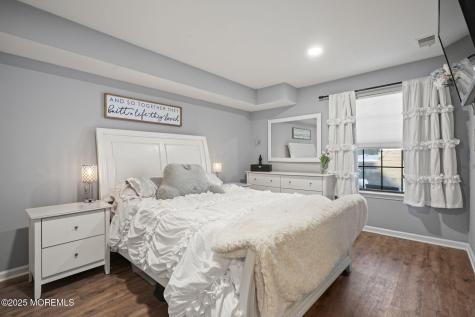 283 Gloucester Court Aberdeen NJ 07747