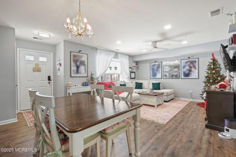 283 Gloucester Court Aberdeen NJ 07747