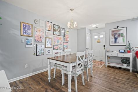 283 Gloucester Court Aberdeen NJ 07747