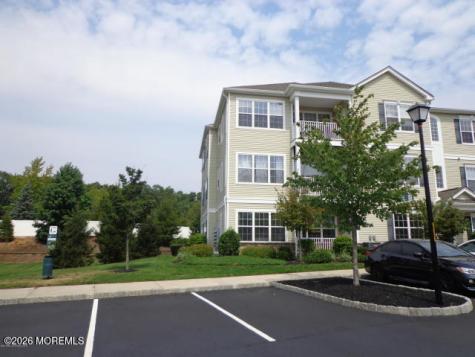 311 Mill Pond Way Eatontown NJ 07724