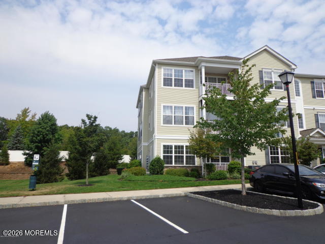 311 Mill Pond Way Eatontown NJ 07724