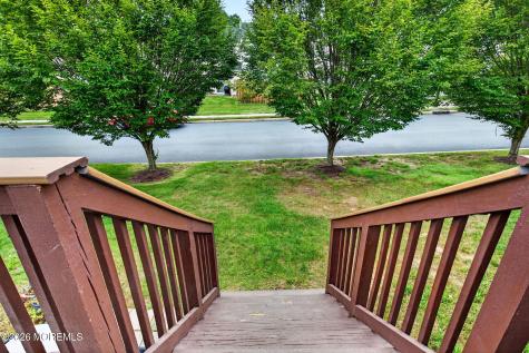 20 Karwatt Court Sayreville NJ 08872