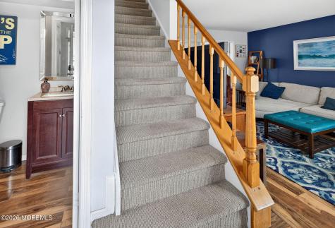 20 Karwatt Court Sayreville NJ 08872
