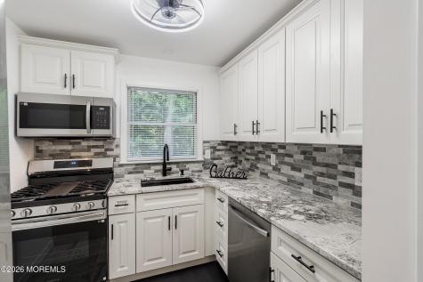 13 Ginger Court Eatontown NJ 07724