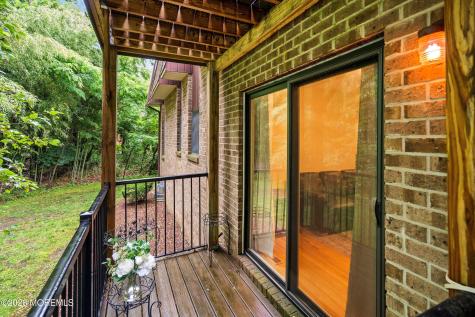 13 Ginger Court Eatontown NJ 07724