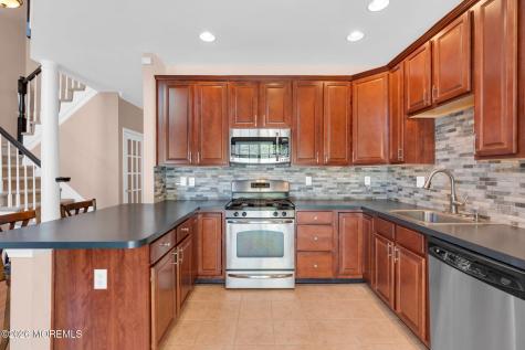 35 Chatsworth Road Manalapan NJ 07726