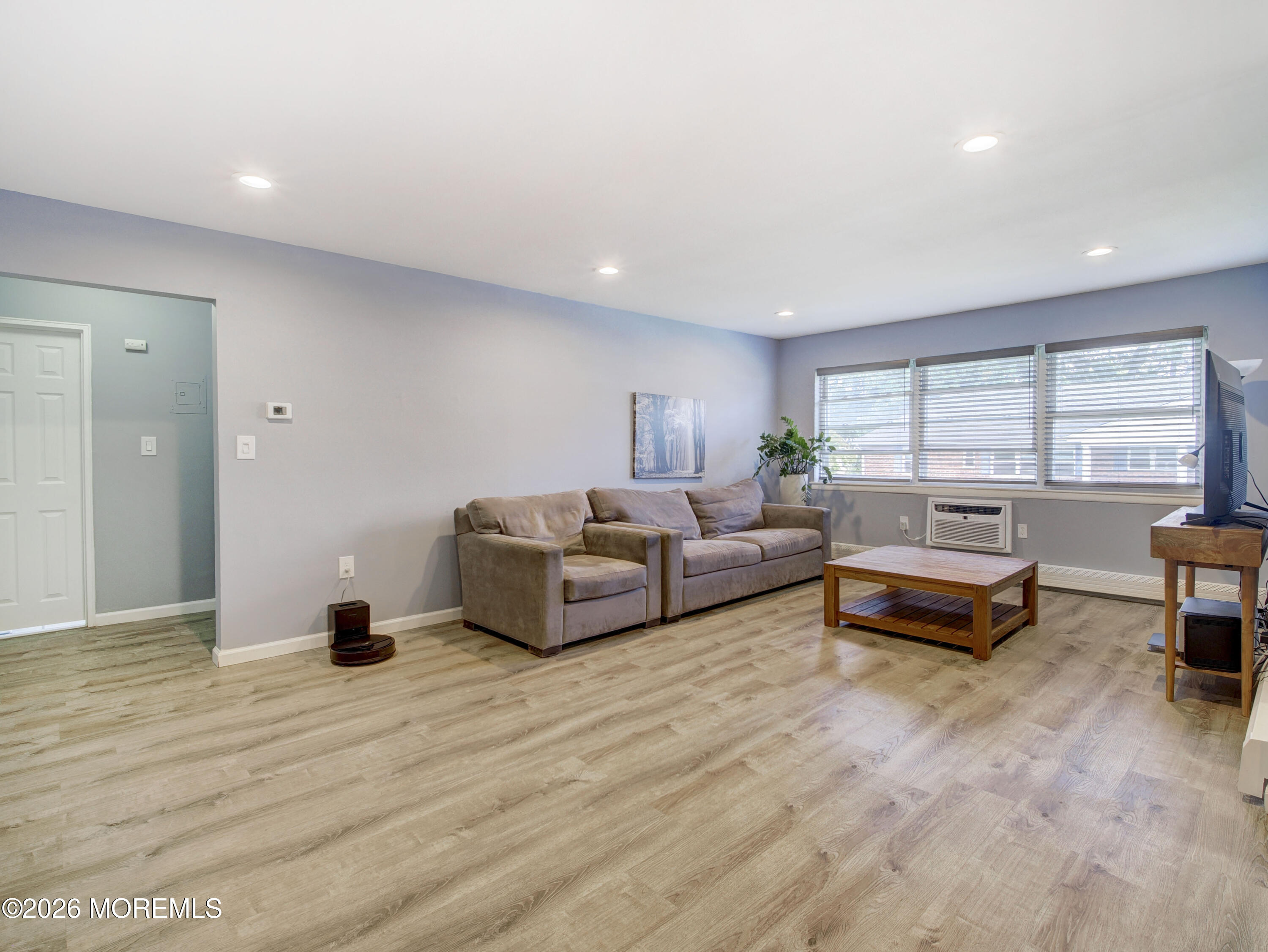 32A Woodedge Avenue Edison NJ 08817