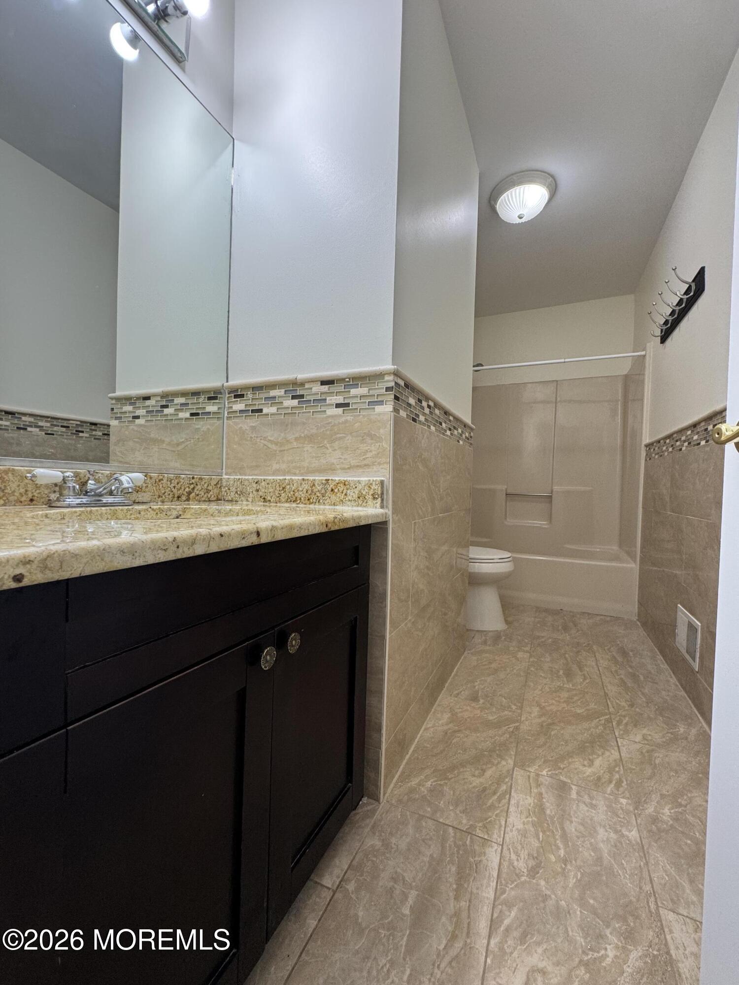 42 Weller Place Holmdel NJ 07733