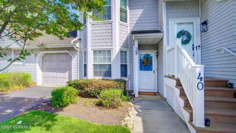 39 Poplar Place Freehold NJ 07728