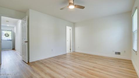 39 Poplar Place Freehold NJ 07728