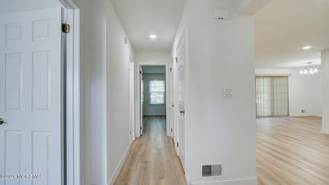 39 Poplar Place Freehold NJ 07728