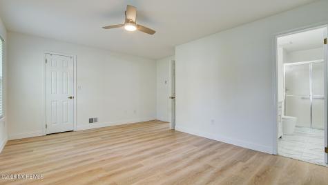 39 Poplar Place Freehold NJ 07728