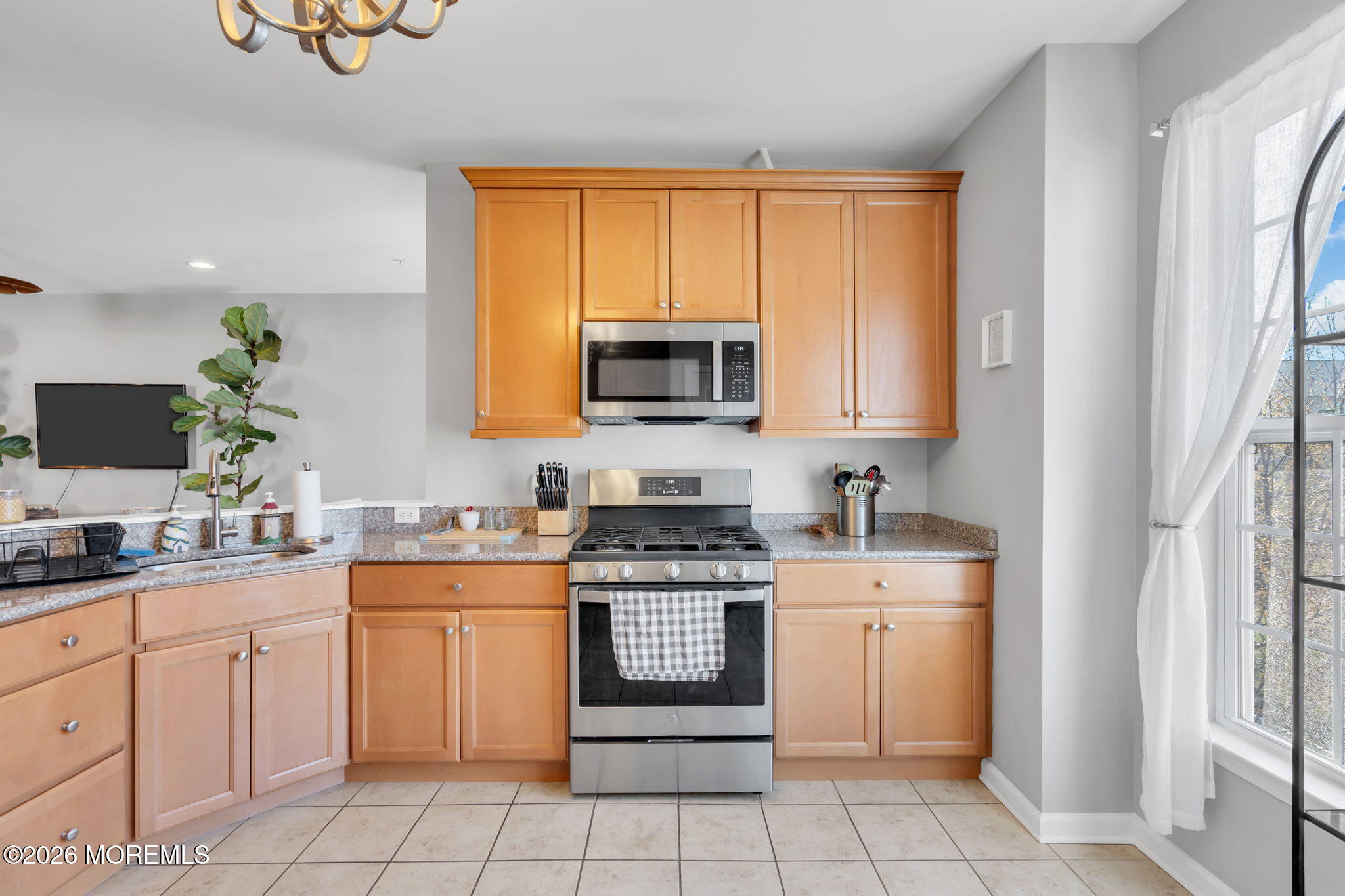 126 Melanie Way Manahawkin NJ 08050