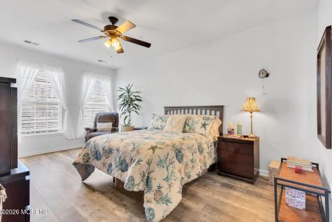 126 Melanie Way Manahawkin NJ 08050