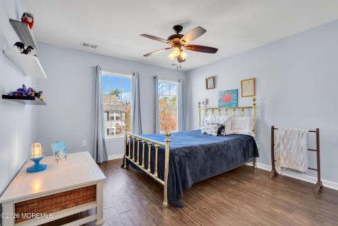 126 Melanie Way Manahawkin NJ 08050