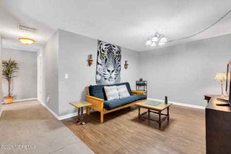 126 Melanie Way Manahawkin NJ 08050