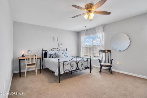 126 Melanie Way Manahawkin NJ 08050