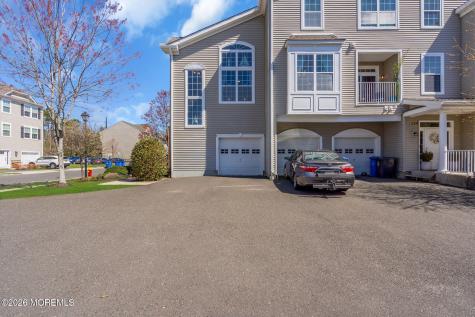 126 Melanie Way Manahawkin NJ 08050