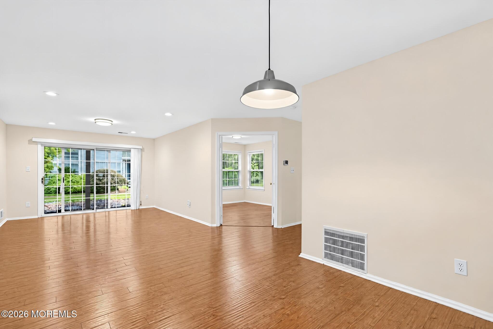 407 Hampton Court Manalapan NJ 07726