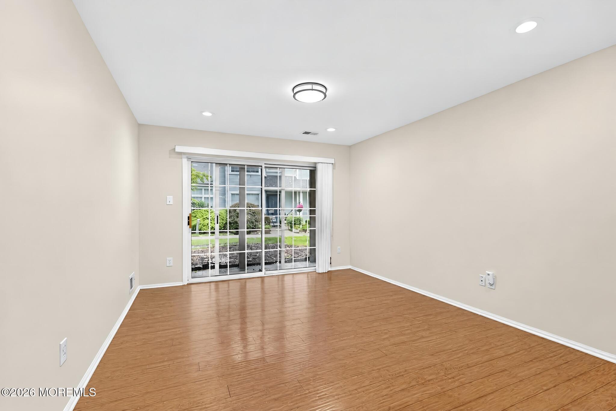 407 Hampton Court Manalapan NJ 07726