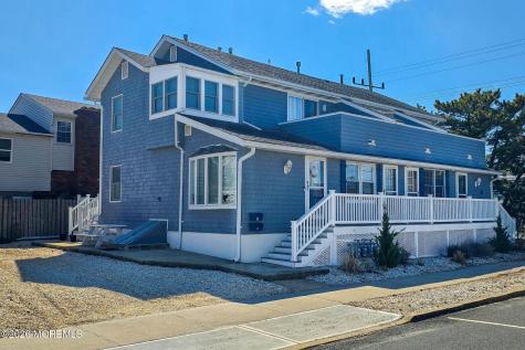 26 Bond Avenue Lavallette NJ 08735