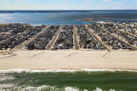 26 Bond Avenue Lavallette NJ 08735