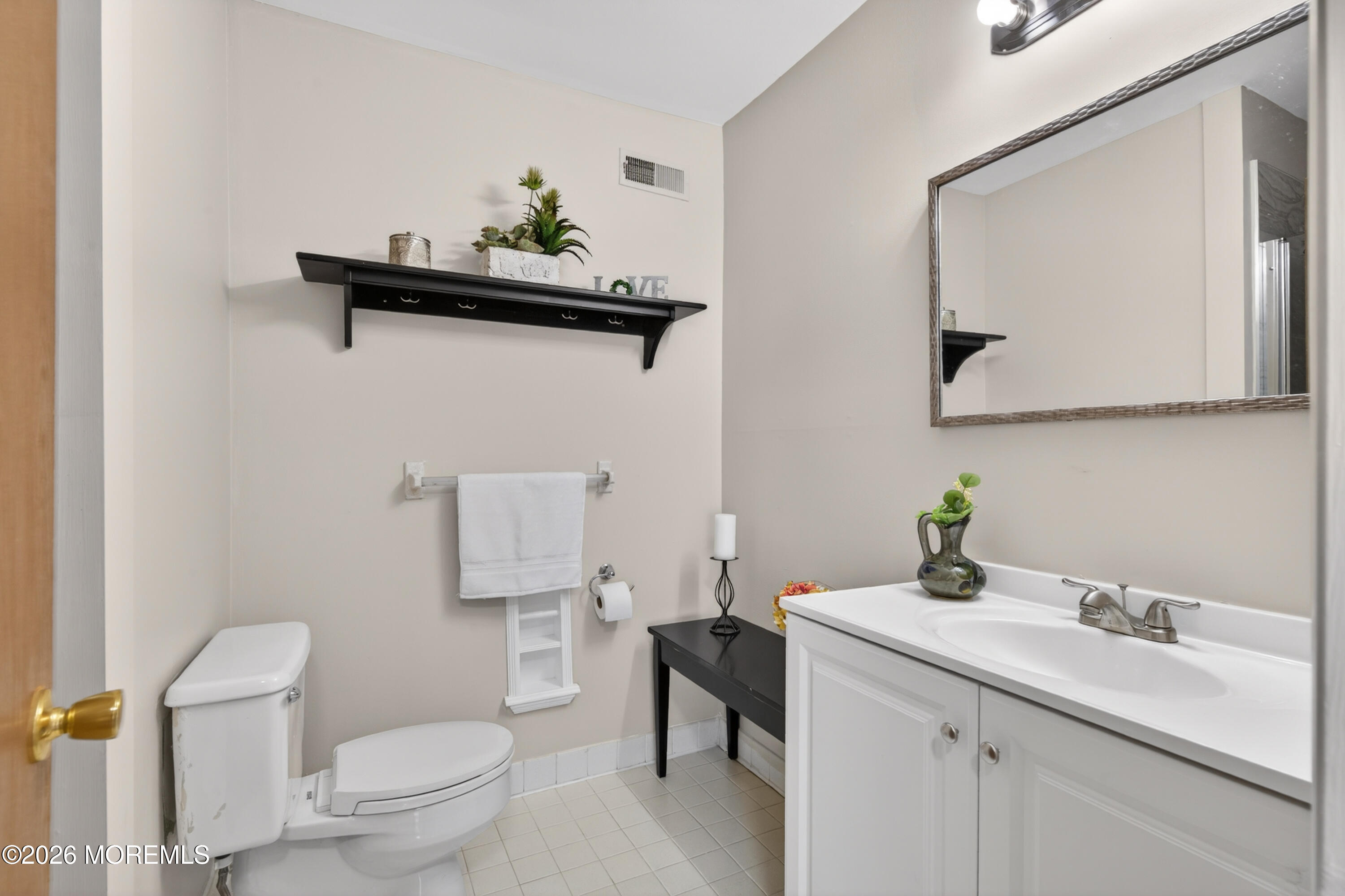 16 Goldenrod Court Hamilton NJ 08690