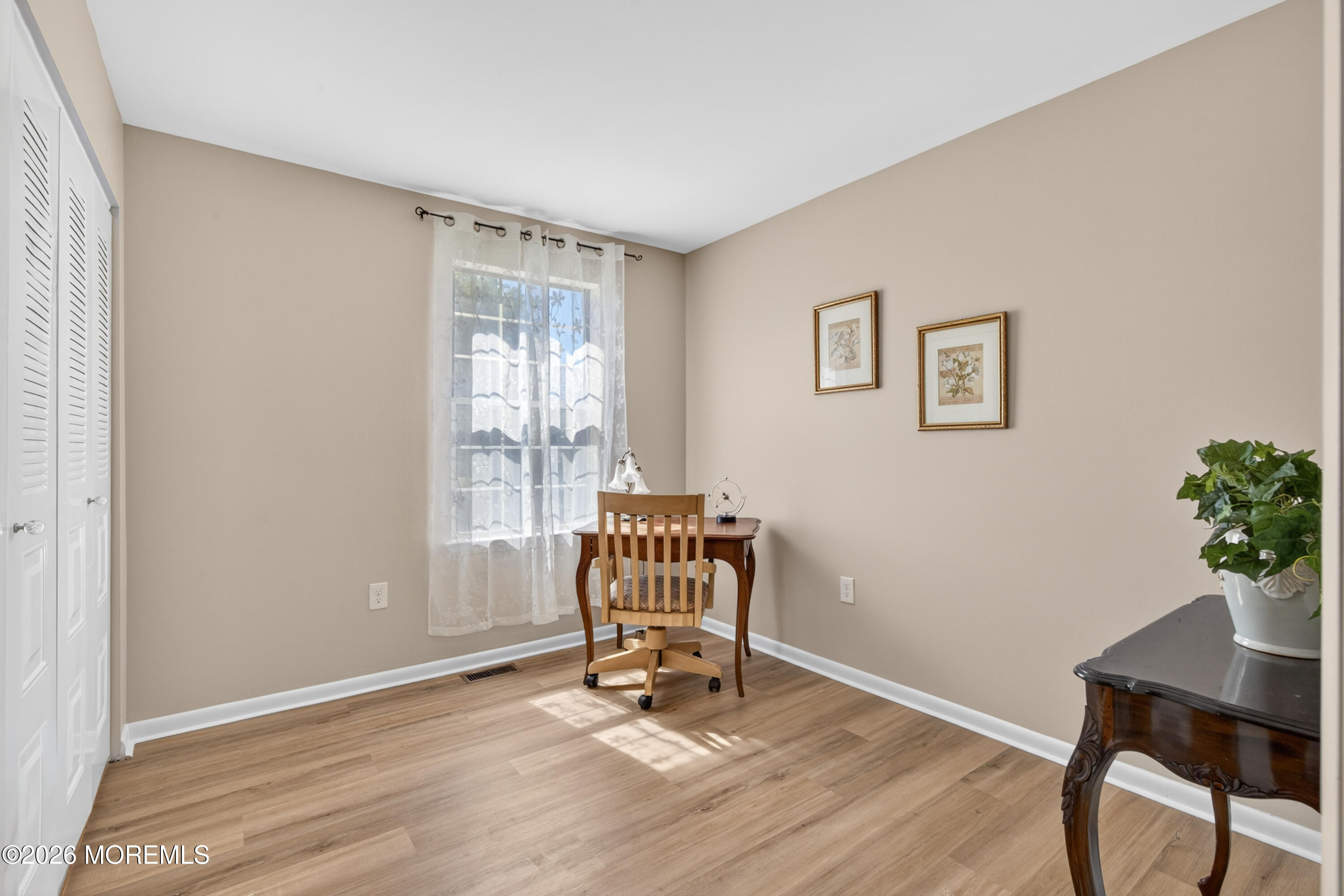 16 Goldenrod Court Hamilton NJ 08690