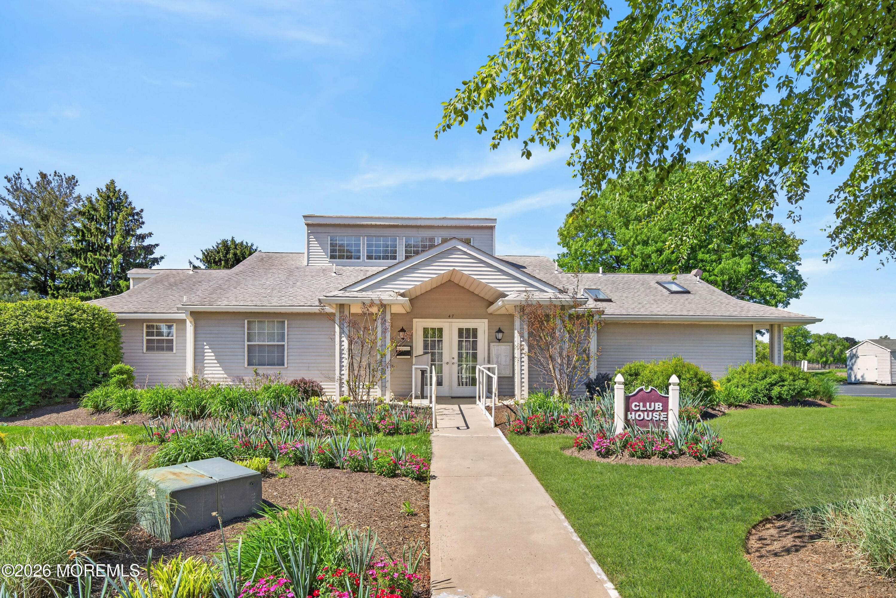 16 Goldenrod Court Hamilton NJ 08690