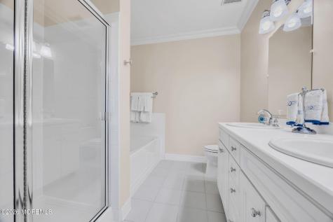 40 Golden Eye Lane Port Monmouth NJ 07758